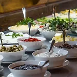 Nartorama Hotrest Bed & Breakfast 3*
