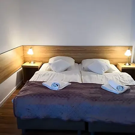 Frühstückspension Nartorama Hotrest 3*